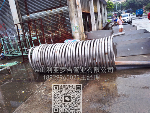 304光亮不銹鋼管